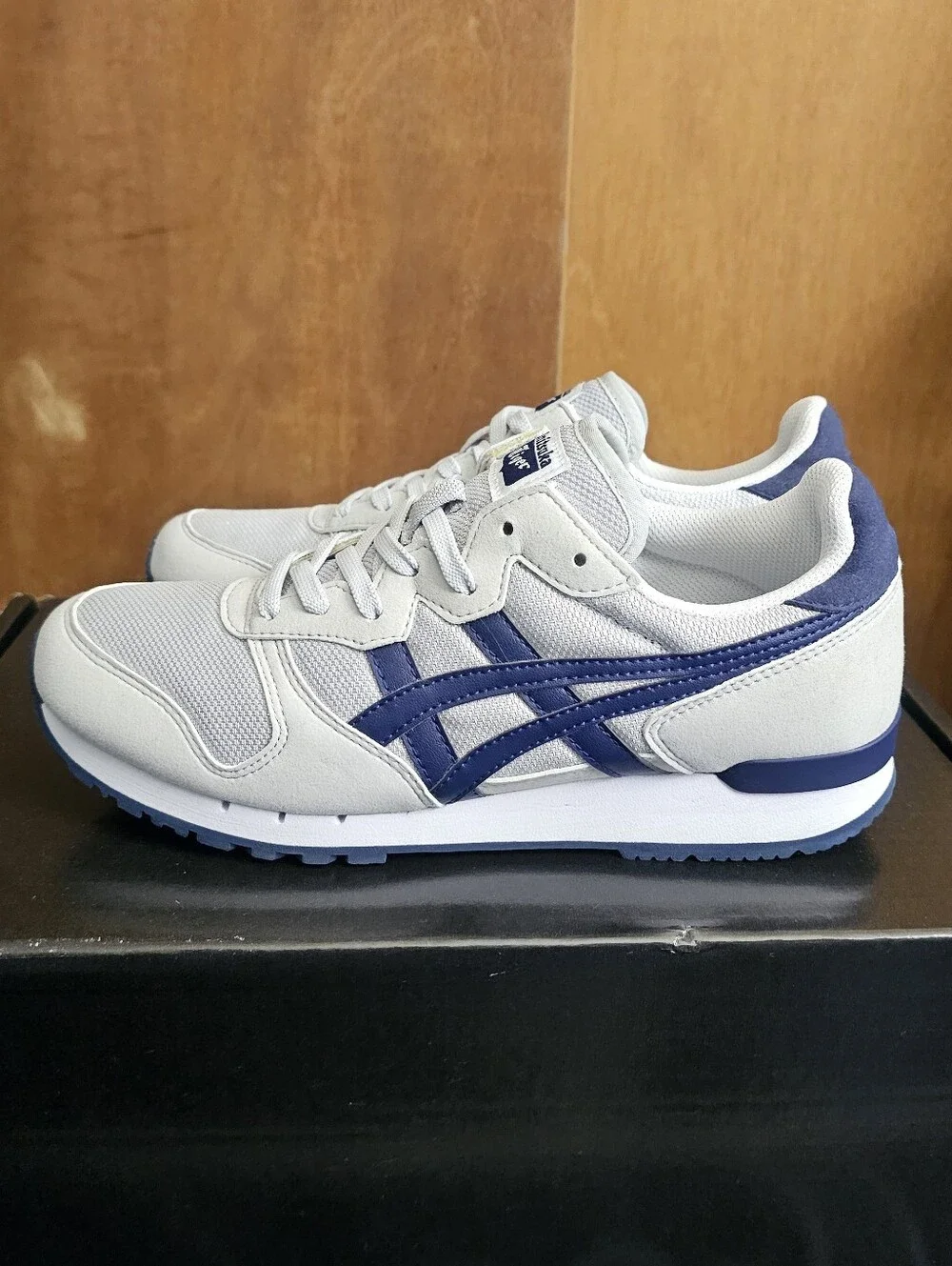 Onitsuka Tiger by Asics onitsuka tiger